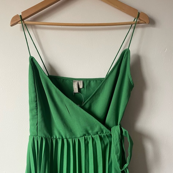 ASOS Wrap Dress Size 4 - Picture 2 of 6